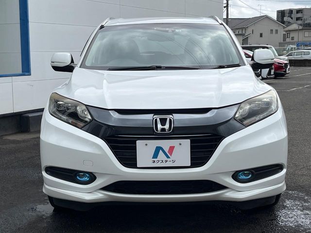 HONDA VEZEL HYBRID 2015