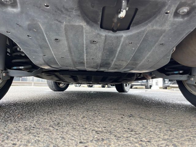 HONDA VEZEL HYBRID 2015