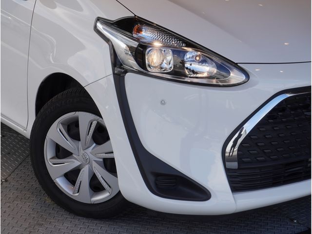 TOYOTA SIENTA 2019