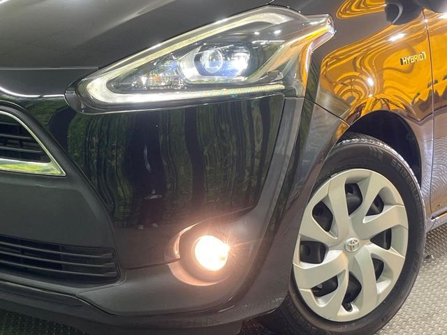 TOYOTA SIENTA HYBRID 2016
