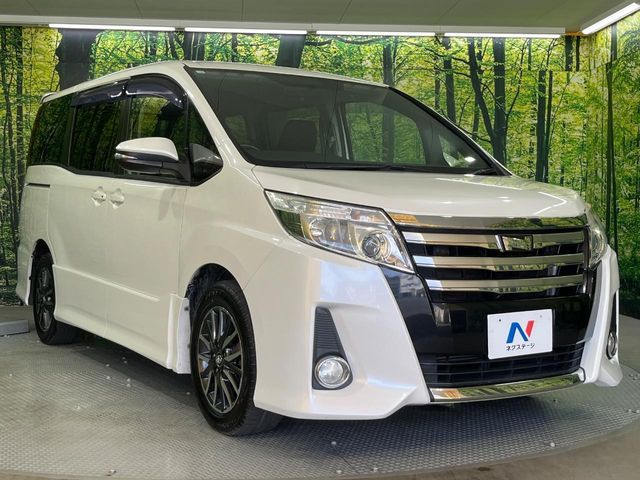 TOYOTA NOAH 2014
