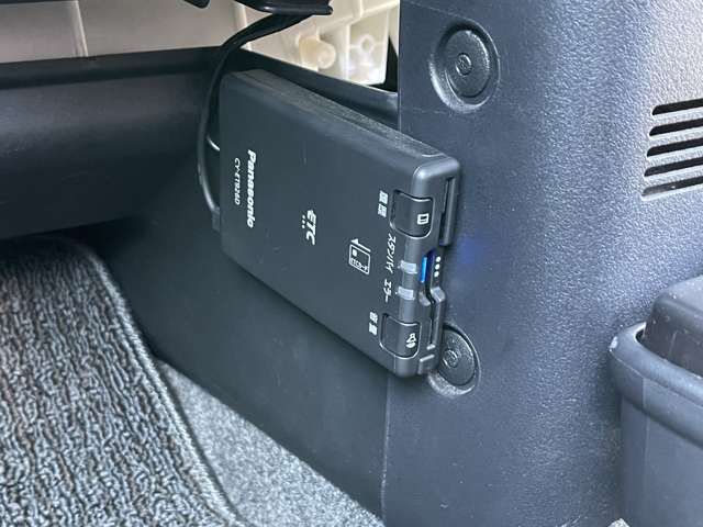 MITSUBISHI eK SPORT 2011