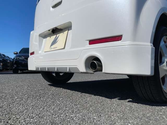 MITSUBISHI eK SPORT 2011