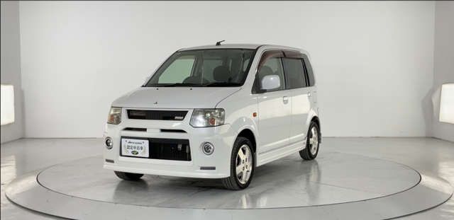 MITSUBISHI eK SPORT 2011