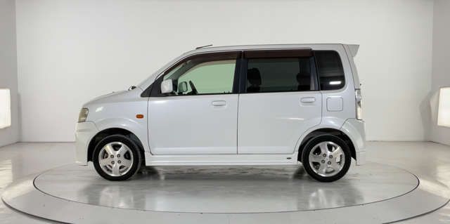 MITSUBISHI eK SPORT 2011