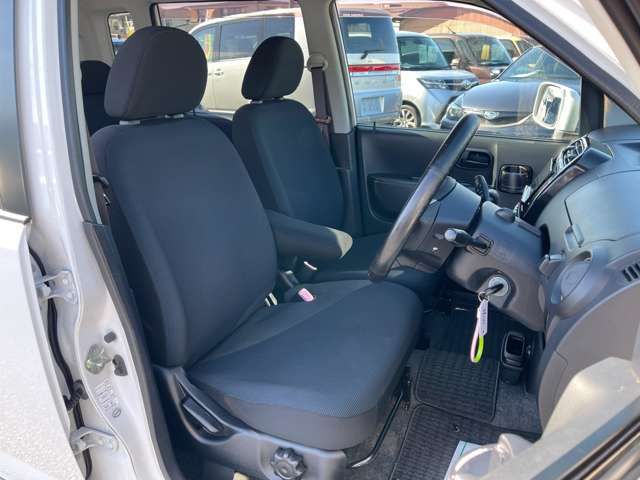 MITSUBISHI eK SPORT 2011