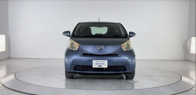 TOYOTA iQ 2010
