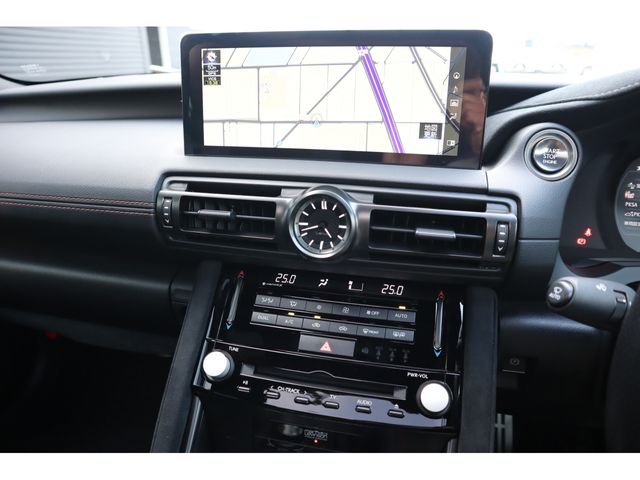 TOYOTA LEXUS IS500 2023