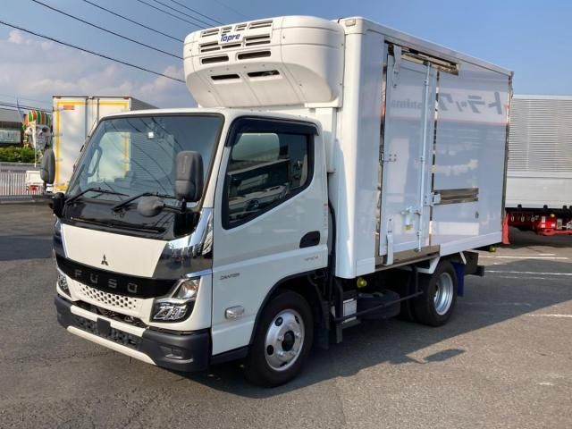 MITSUBISHI CANTER 2023