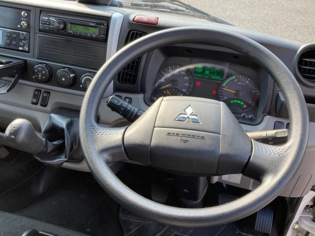 MITSUBISHI CANTER 2023