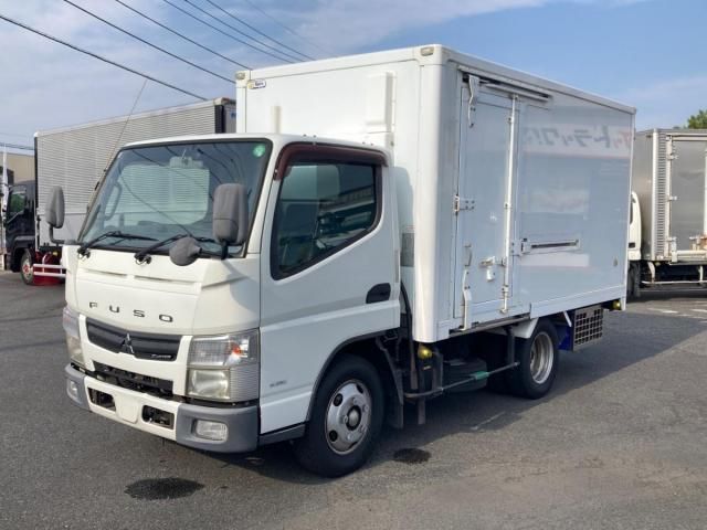 MITSUBISHI CANTER 2015