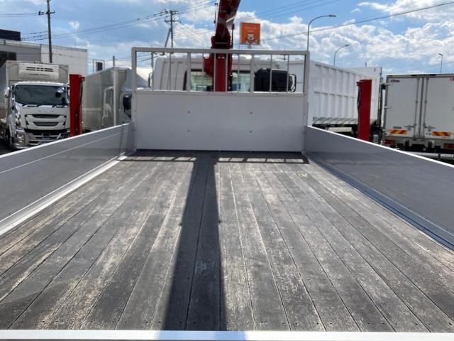 MITSUBISHI FUSOU FIGHTER 2024