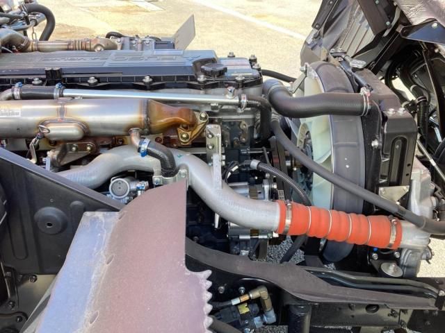 MITSUBISHI FUSOU FIGHTER 2024