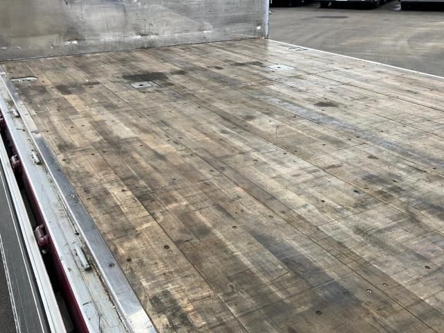 MITSUBISHI FUSOU SUPER GREAT 2019