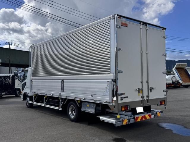 MITSUBISHI FUSOU FIGHTER 2025