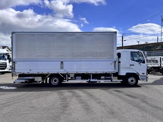 MITSUBISHI FUSOU FIGHTER 2025