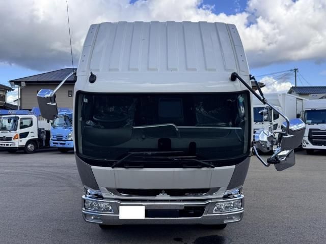 MITSUBISHI FUSOU FIGHTER 2025