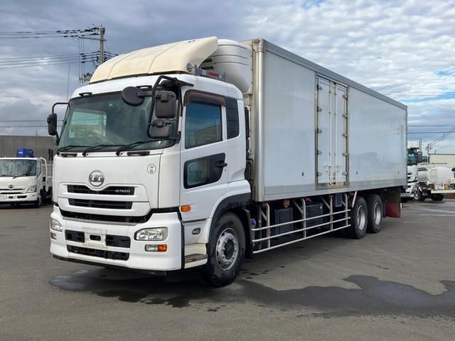 NISSAN DIESEL Quon 2013