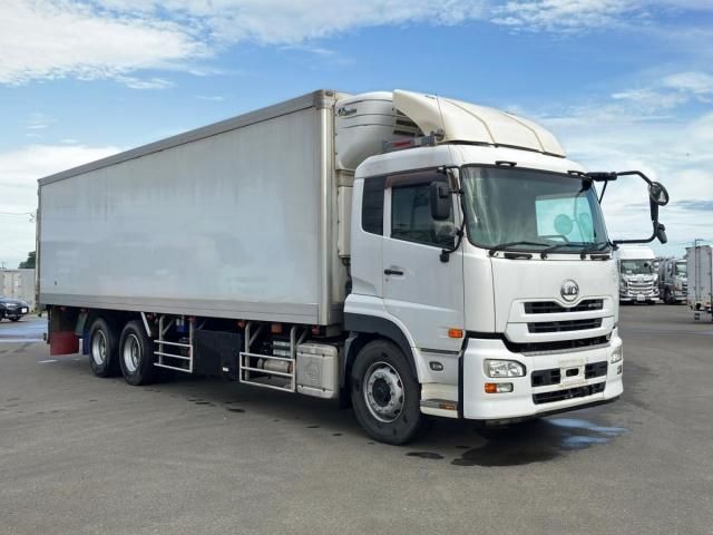 NISSAN DIESEL Quon 2013