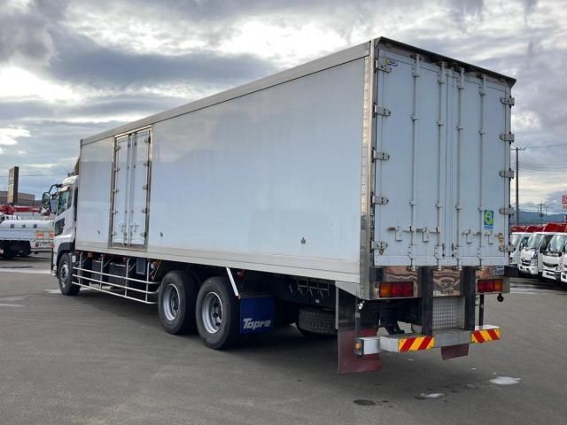 NISSAN DIESEL Quon 2013