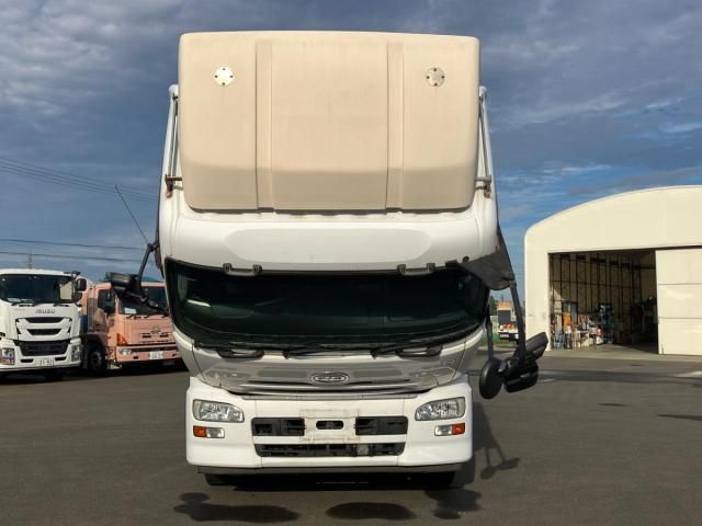 NISSAN DIESEL Quon 2013