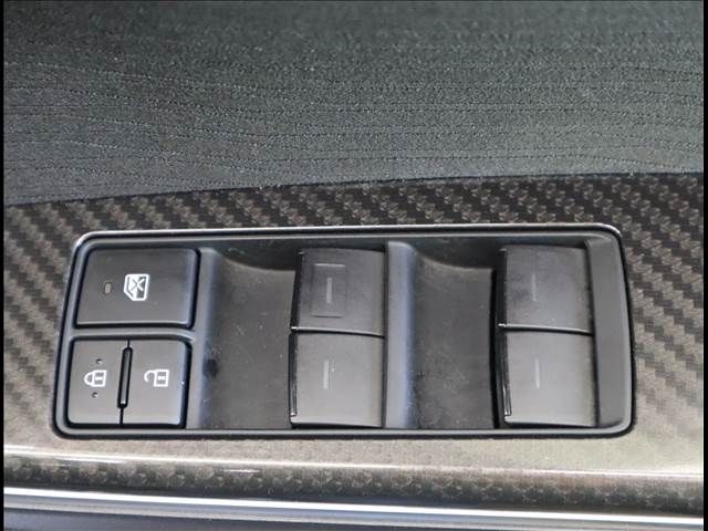 TOYOTA CROWN sedan hybrid 2018