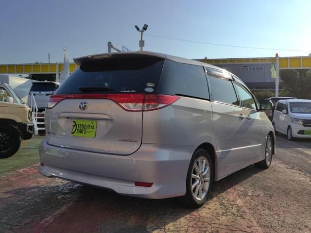 TOYOTA ESTIMA 2009
