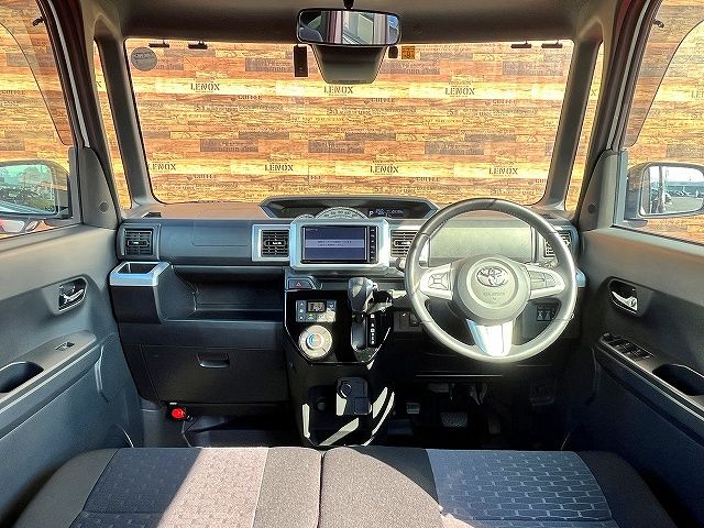 TOYOTA PIXIS MEGA 2020