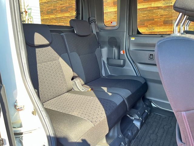 TOYOTA PIXIS MEGA 2020