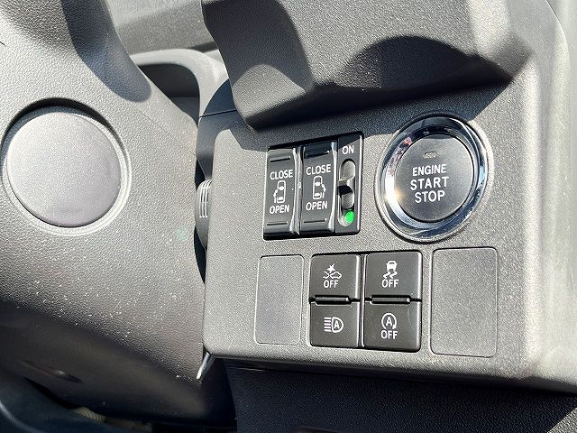 TOYOTA PIXIS MEGA 2020