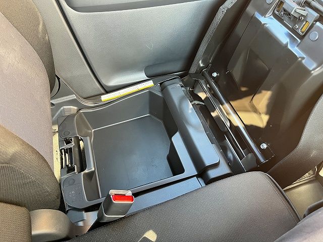 TOYOTA PIXIS MEGA 2020