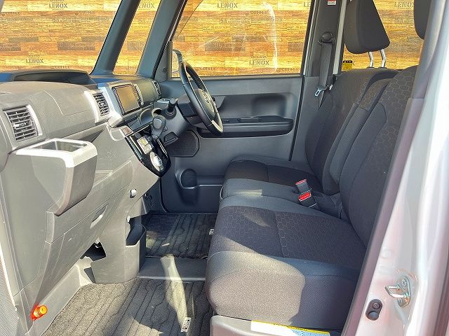 TOYOTA PIXIS MEGA 2020