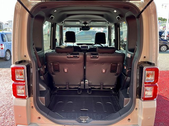 TOYOTA PIXIS MEGA 2020