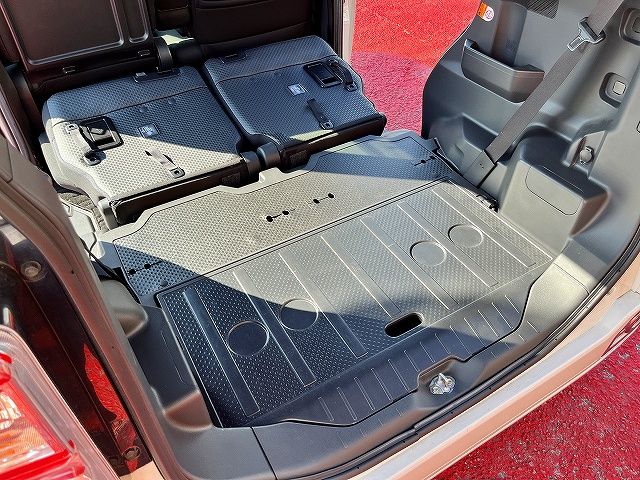 TOYOTA PIXIS MEGA 2020