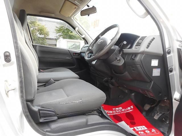 TOYOTA HIACE van 4WD 2014