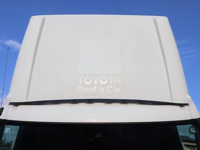 TOYOTA DYNA 2019