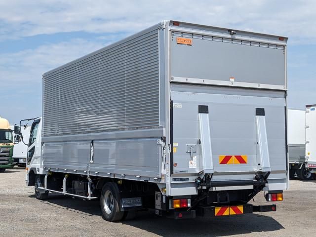 MITSUBISHI FUSOU FIGHTER 2023