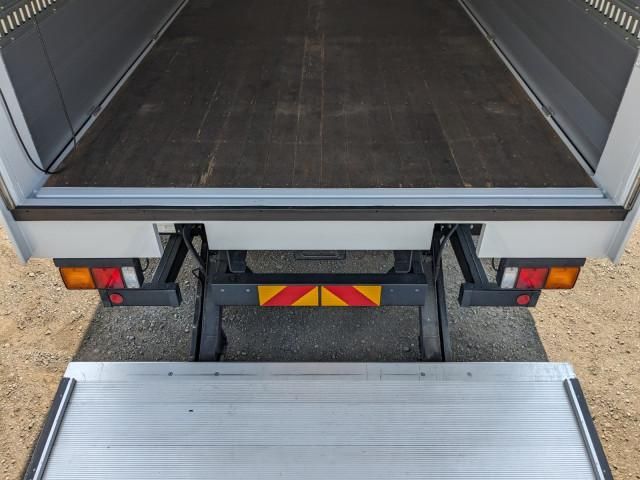 MITSUBISHI FUSOU FIGHTER 2023