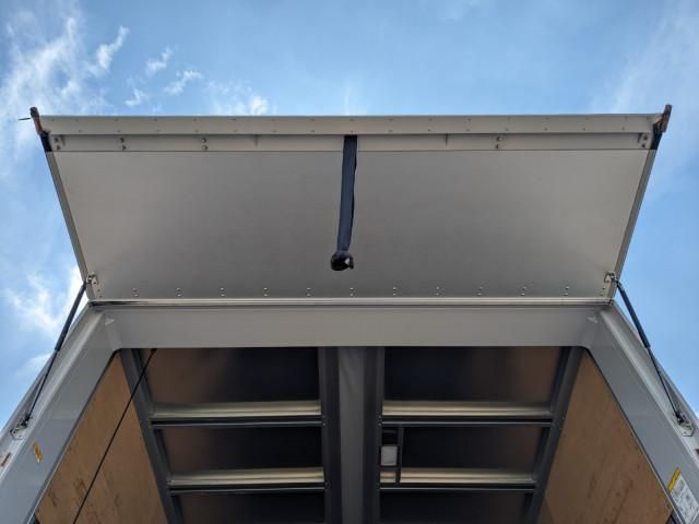 MITSUBISHI FUSOU FIGHTER 2023