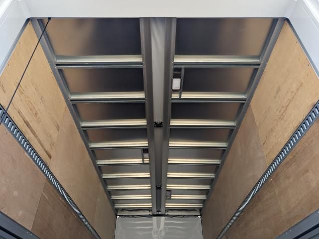 MITSUBISHI FUSOU FIGHTER 2023