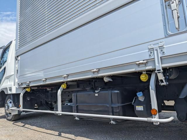 MITSUBISHI FUSOU FIGHTER 2023