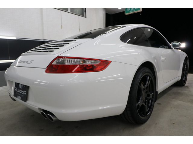 PORSCHE PORSCHE 911 2005