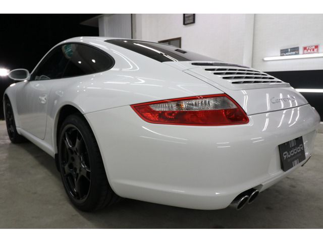 PORSCHE PORSCHE 911 2005