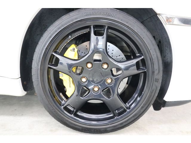 PORSCHE PORSCHE 911 2005