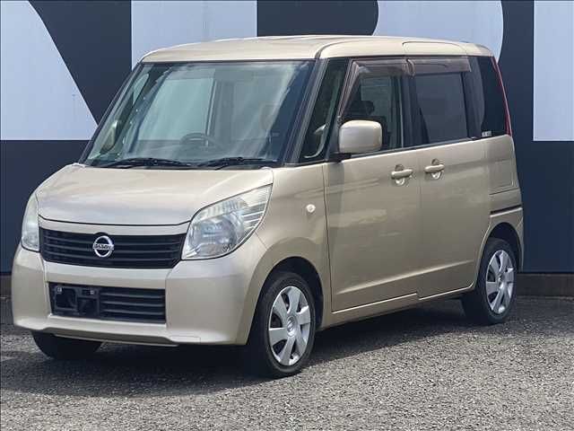 NISSAN ROOX 2012