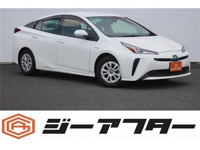 TOYOTA PRIUS 2019
