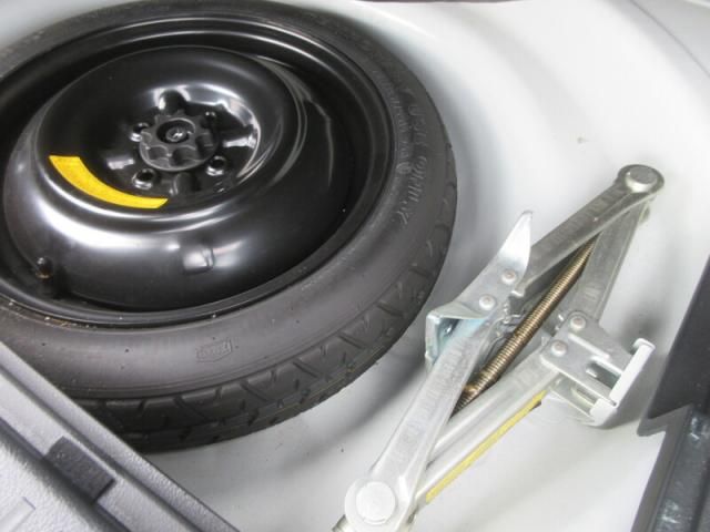 TOYOTA COROLLA FIELDER 2011