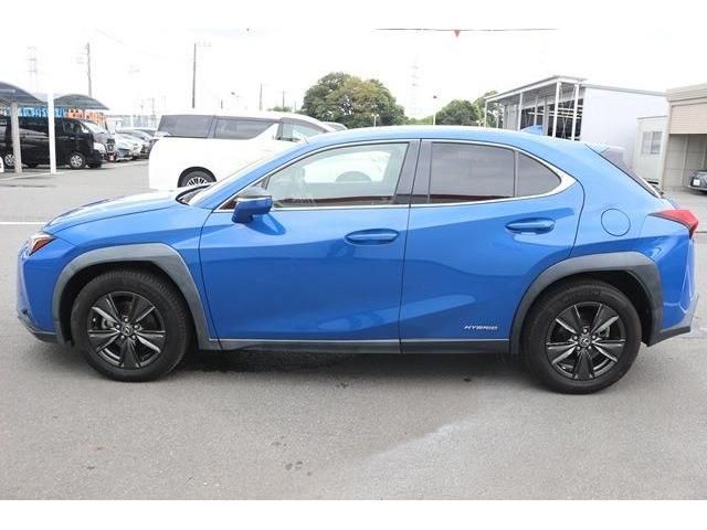 TOYOTA LEXUS UX250h 2020