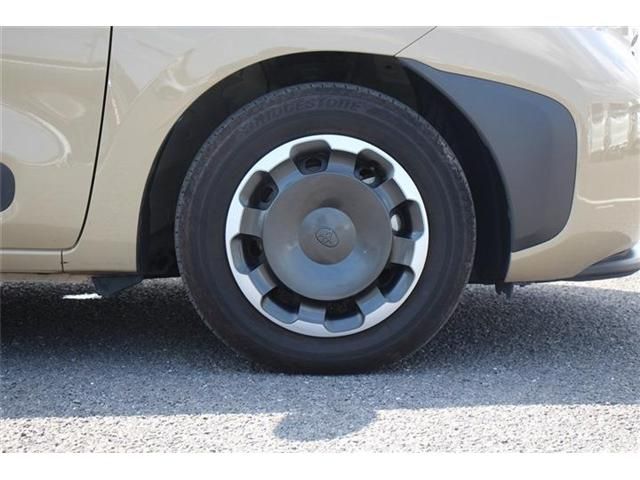 TOYOTA SIENTA HYBRID 2023