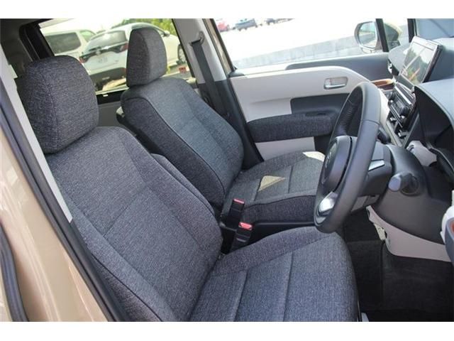 TOYOTA SIENTA HYBRID 2023